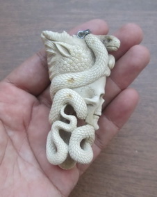 Dragon Snake Skull Carving Pendant (back image)