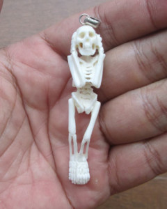 Human Skeleton Bone Carving Pendants for Wholesale
