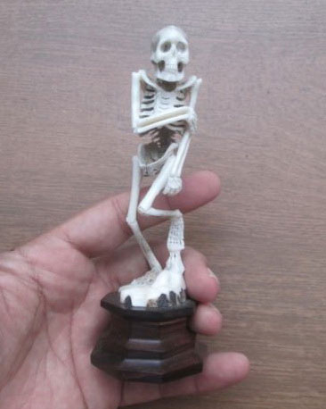 Human-Skeleton-Figure-Bone-Carving-(2)