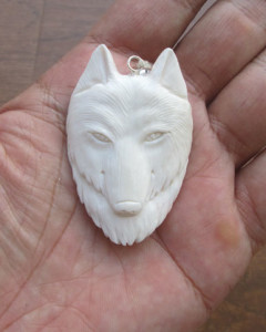 Wolf Hand Carved Bone Pendants for Wholesale