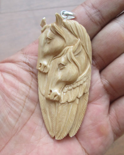 Brown-Horse-Carved-Bone-Pendants-(2)