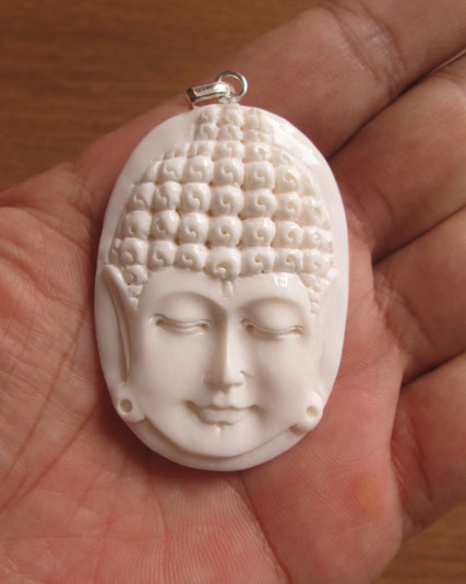 Buddha-Carved-Bone-Pendants-(2)