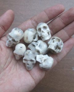 Carved Human Skull Bone from Antler for Wholesale